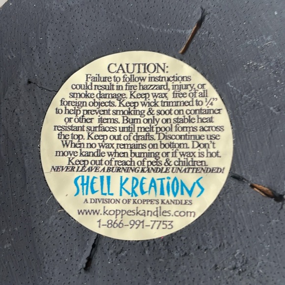 Koppes Kandles tiki style carved and hand painted votive holder set with flowers - Picture 5 of 9